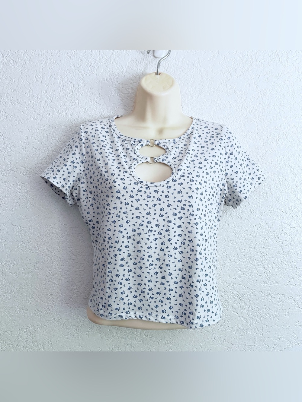 Y2K Baby Doll Ditsy Floral Keyhole Short Sleeve Crop Top White Blue Medium Short